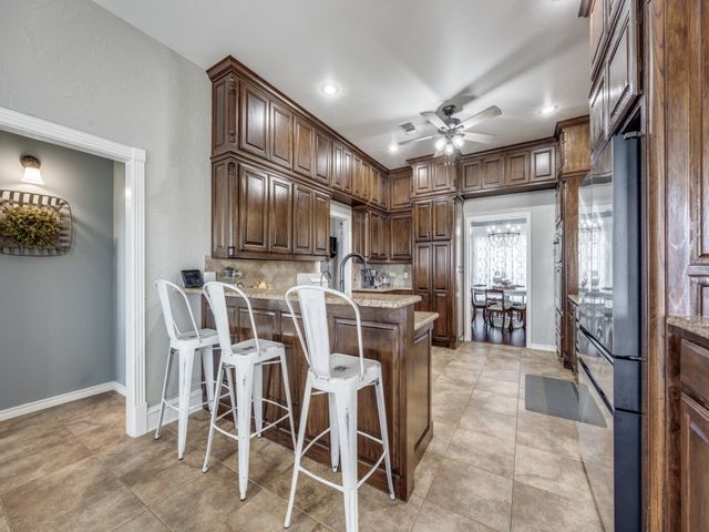 44 Fawn Hollow Circle, Denison, TX 75020