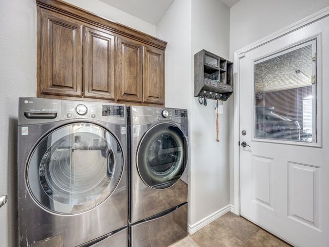 44 Fawn Hollow Circle, Denison, TX 75020