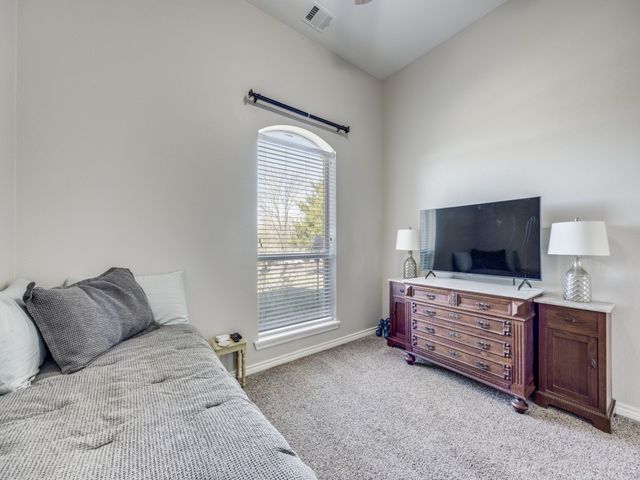 44 Fawn Hollow Circle, Denison, TX 75020