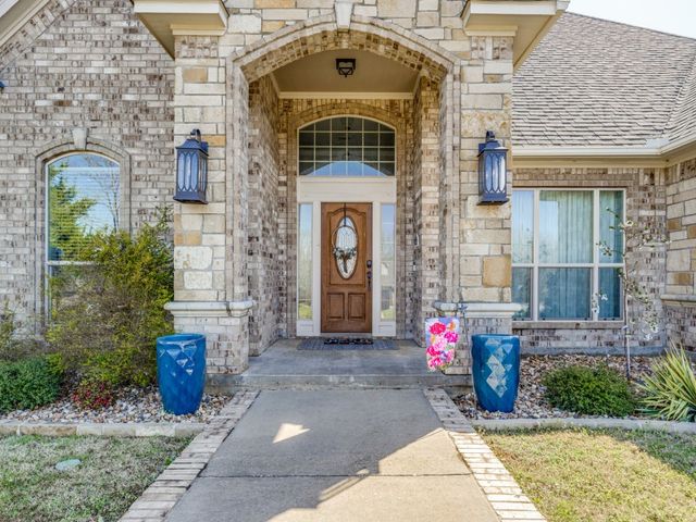 44 Fawn Hollow Circle, Denison, TX 75020