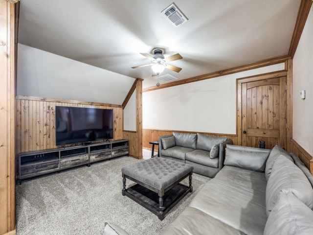 44 Fawn Hollow Circle, Denison, TX 75020