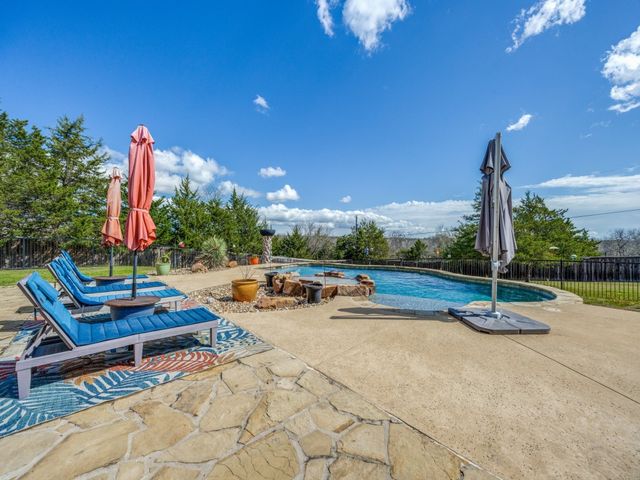 44 Fawn Hollow Circle, Denison, TX 75020