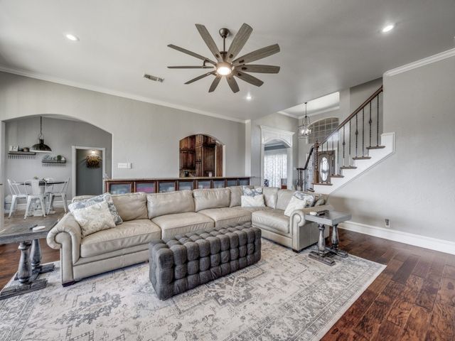 44 Fawn Hollow Circle, Denison, TX 75020