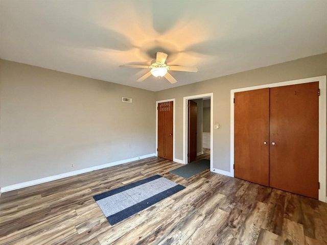 2221 E Ridge Road, Beloit, WI 53511