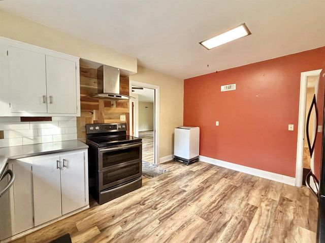 2221 E Ridge Road, Beloit, WI 53511