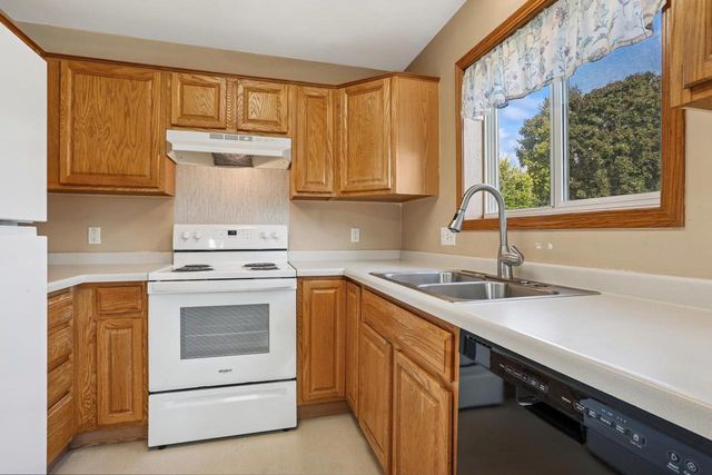 726 S MAIN STREET, Brillion, WI 54110