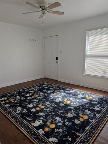 3916 Winfield Avenue, Fort Worth, TX 76109