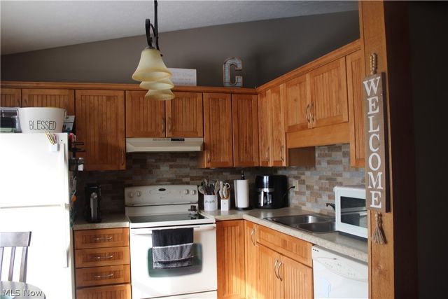 5279 Creekside Boulevard T34, Brunswick Hills, OH 44212