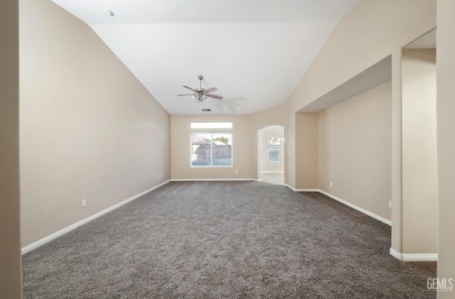 5506 Leeward Point Drive, Bakersfield, CA 93312