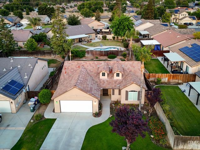 5506 Leeward Point Drive, Bakersfield, CA 93312