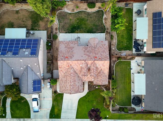 5506 Leeward Point Drive, Bakersfield, CA 93312