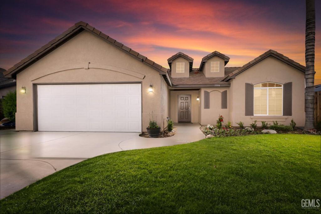 5506 Leeward Point Drive, Bakersfield, CA 93312