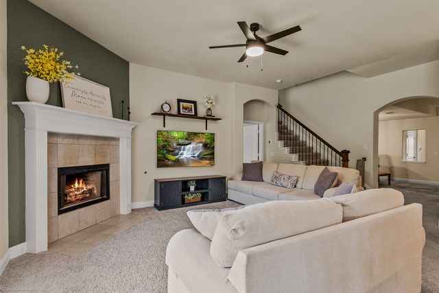 485 W Autumn Hill Bluff, Lavon, TX 75166