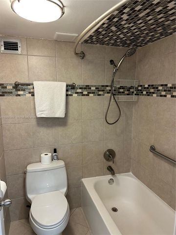 6039 Collins Ave 1136, Miami Beach, FL 33140