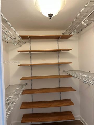 6039 Collins Ave 1136, Miami Beach, FL 33140