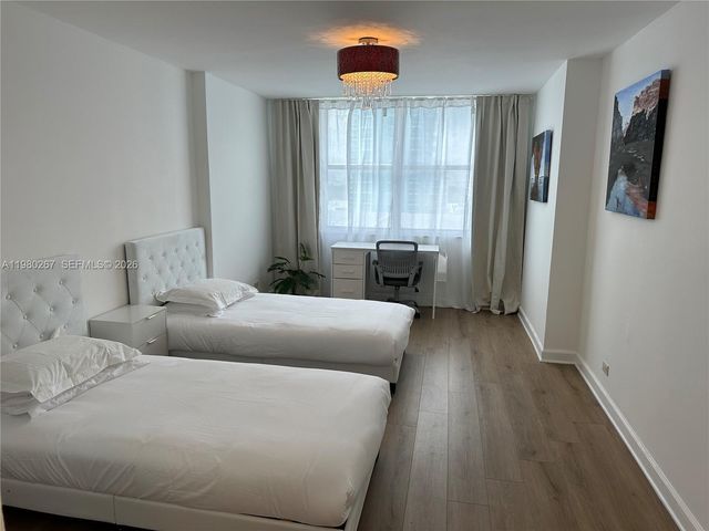 6039 Collins Ave 1136, Miami Beach, FL 33140