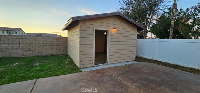 1684 Benton Way, Perris, CA 92571