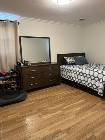 107 Sammis Avenue, Deer Park, NY 11729