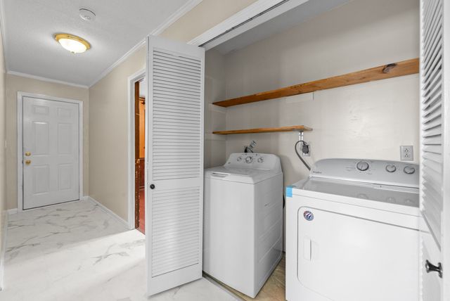 520 Peterson Ln, Clarksville, TN 37040