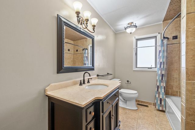 520 Peterson Ln, Clarksville, TN 37040