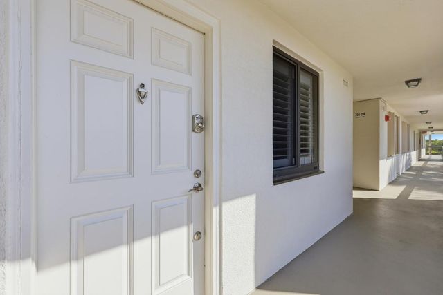 501 S Seas Drive 203, Jupiter, FL 33477