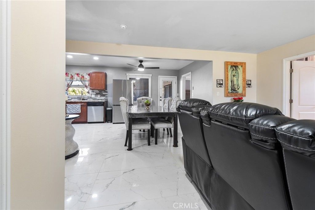 Image 17 of property listing at 3869 Lafayette, Riverside, CA 92503