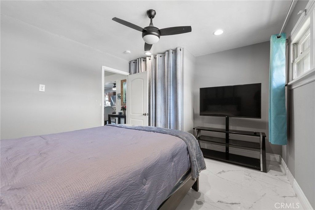 Image 33 of property listing at 3869 Lafayette, Riverside, CA 92503