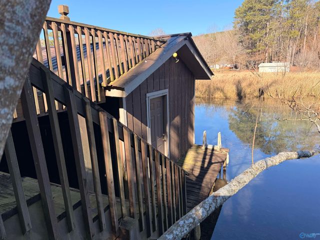 4512 Hideaway Drive, Guntersville, AL 35976