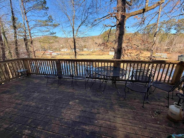 4512 Hideaway Drive, Guntersville, AL 35976