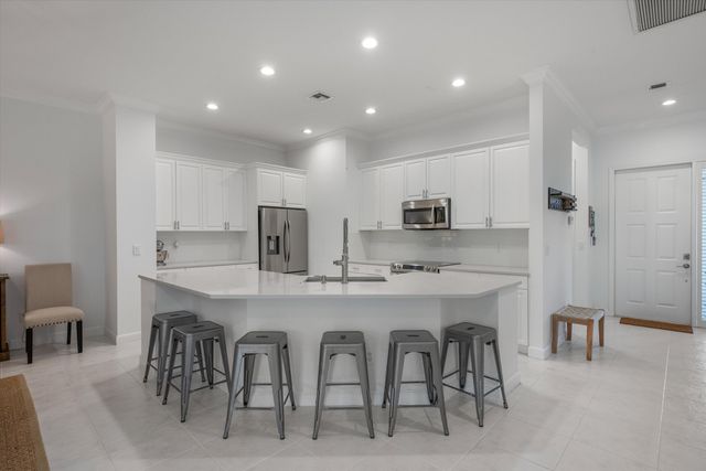 2920 Twin Oaks Way, Wellington, FL 33414
