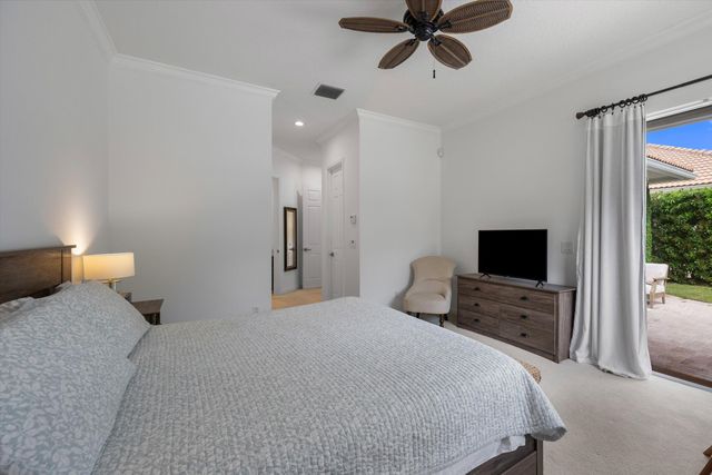 2920 Twin Oaks Way, Wellington, FL 33414