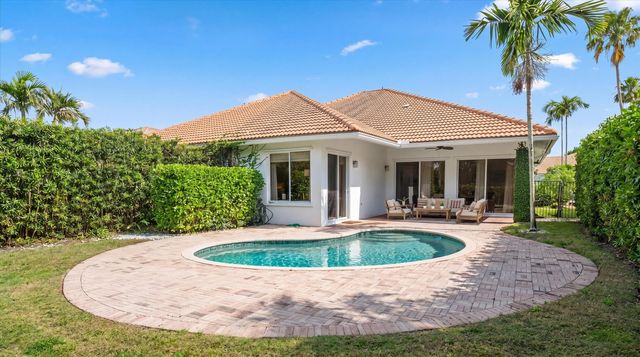 2920 Twin Oaks Way, Wellington, FL 33414