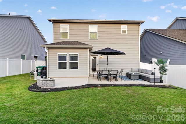 5137 Thomasville Drive, Belmont, NC 28012