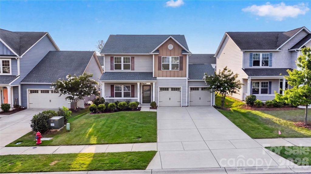 5137 Thomasville Drive, Belmont, NC 28012