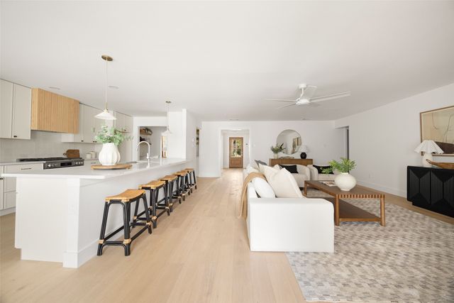 9666 Whitehurst Drive, Dallas, TX 75243