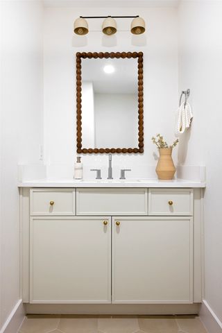 9666 Whitehurst Drive, Dallas, TX 75243