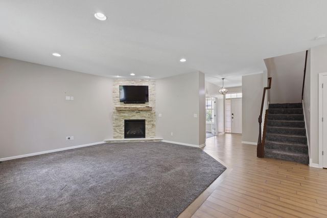 4824 Red Oak Lane, Minnetrista, MN 55364