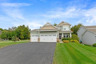 4824 Red Oak Lane, Minnetrista, MN 55364