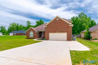 15818 Trey Hughes Drive, Harvest, AL 35749