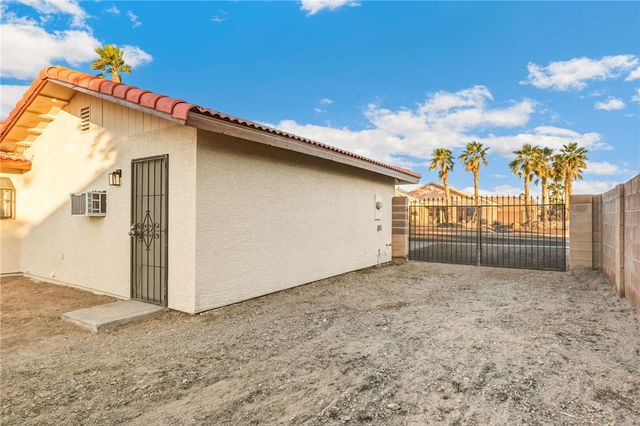 1805 E Boulder Creek Way, Fort Mohave, AZ 86426