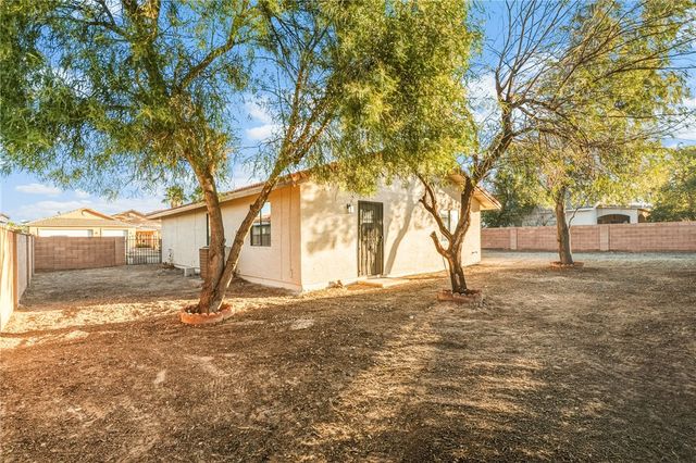 1805 E Boulder Creek Way, Fort Mohave, AZ 86426