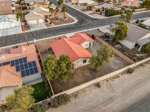 1805 E Boulder Creek Way, Fort Mohave, AZ 86426