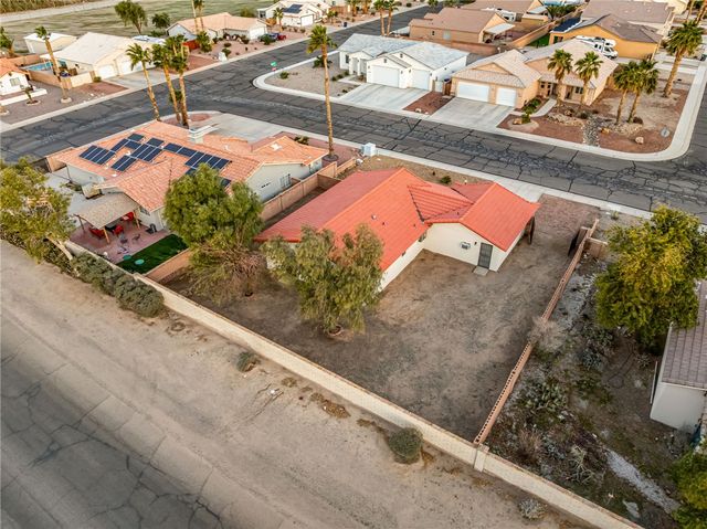 1805 E Boulder Creek Way, Fort Mohave, AZ 86426