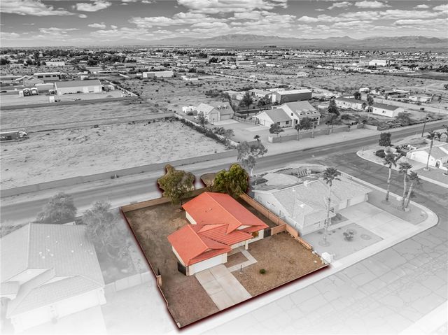 1805 E Boulder Creek Way, Fort Mohave, AZ 86426