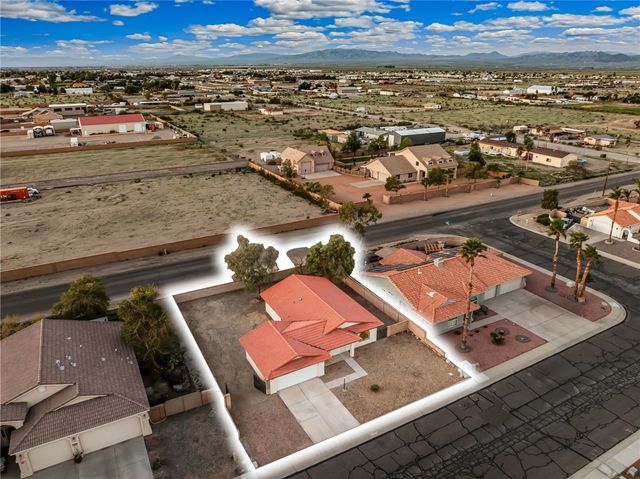 1805 E Boulder Creek Way, Fort Mohave, AZ 86426