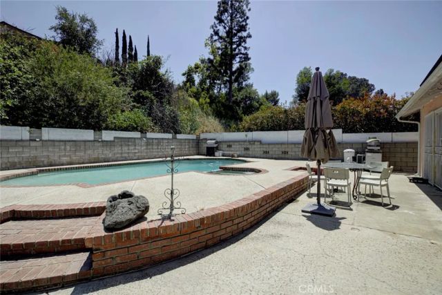 6916 Estepa, Tujunga, CA 91042