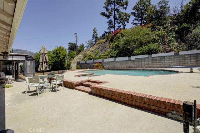 6916 Estepa, Tujunga, CA 91042