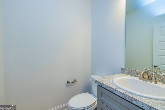 1669 W Poplar Street, Griffin, GA 30224