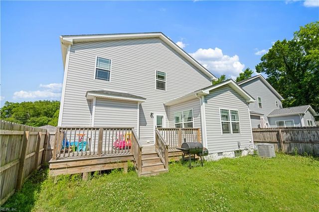 964 N King ST, Hampton, VA 23669