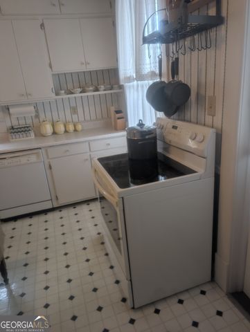 554 W Court Street, Wrightsville, GA 31096